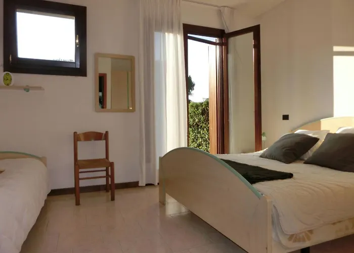 Cozy Two Bedroom With A Swimming Pool Bibione